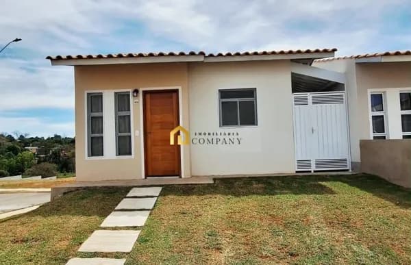 Casa de Esquina no Residencial Parque Imperial – Porteira Fechada