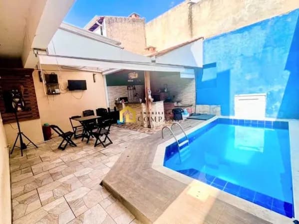 SOBRADO COMPLETO COM PISCINA AQUECIDA – WANEL VILLE V