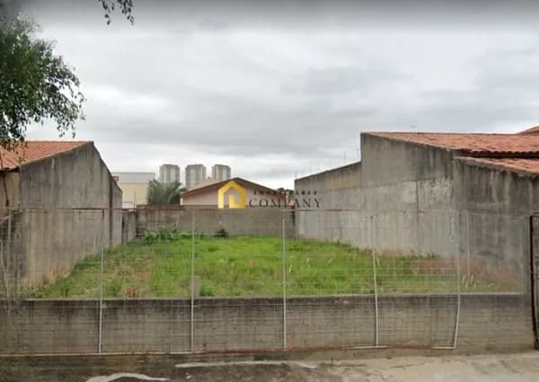 Terreno á venda em Sorocaba.
