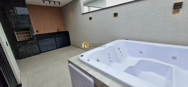 Casa em Condomínio no Horto florestal Villagio em Sorocaba