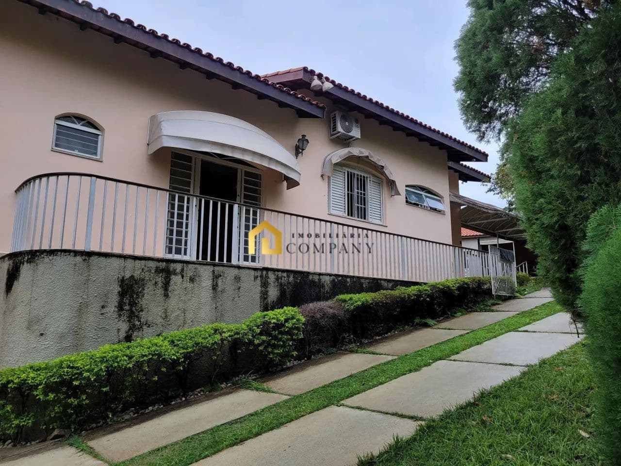 Sobrado Amplo e Versátil à venda na Vila Trujillo – Sorocaba/SP
