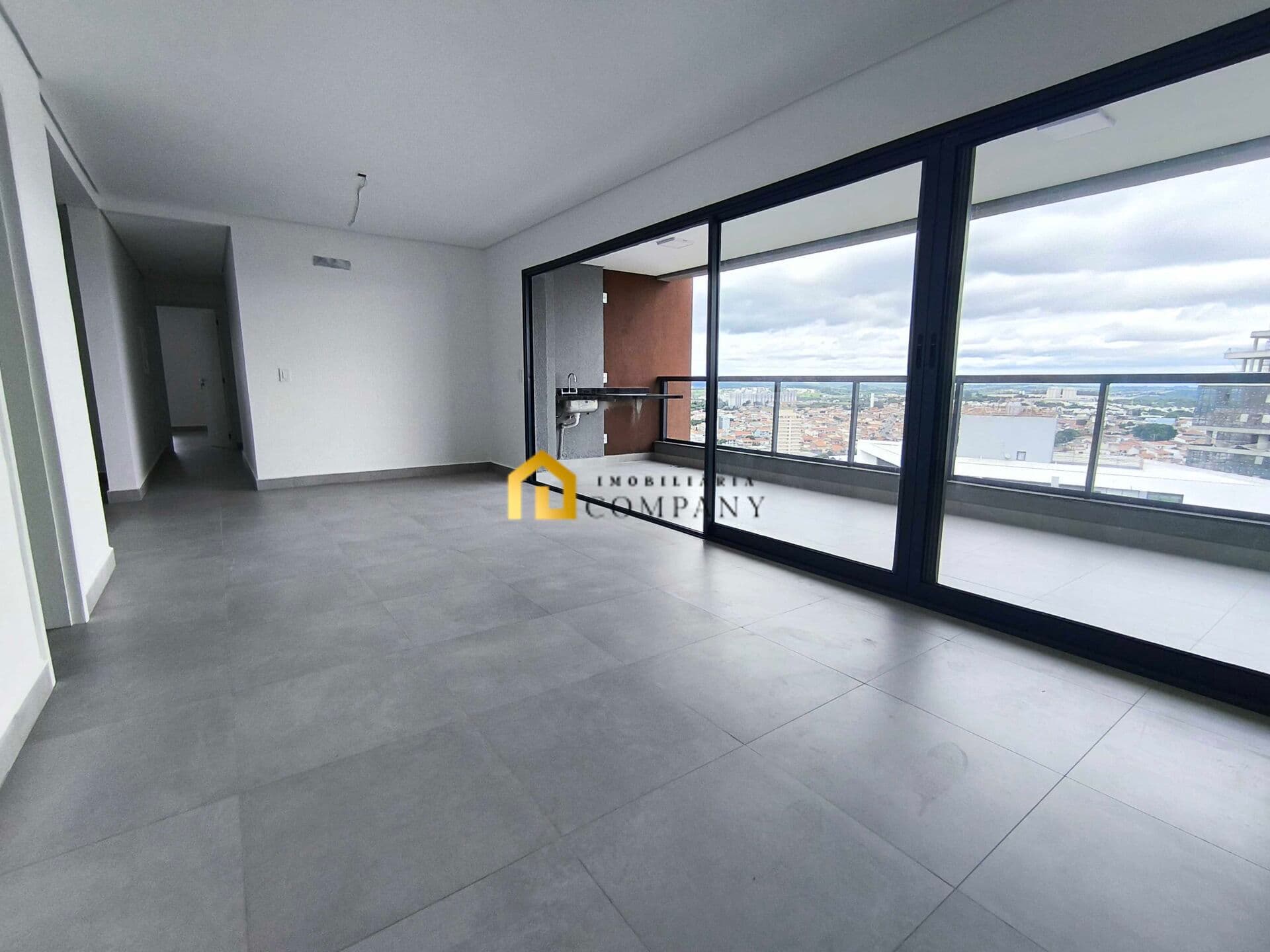 Apartamento 3 suítes ao lado do shopping Iguatemi