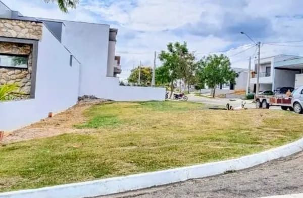 Terreno de esquina à venda em Condomínio em Sorocaba/SP