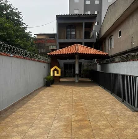 Sobrado de 3 quartos no bairro Parque Manchester