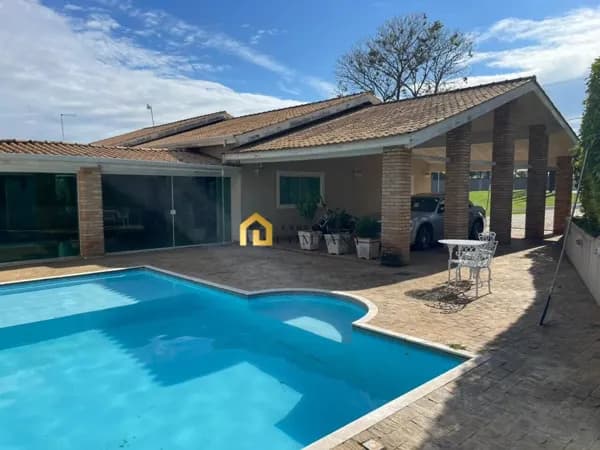 Casa térrea encantadora à venda no Condomínio Vale do Lago - Sorocaba/SP