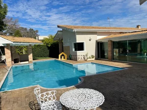 Casa térrea encantadora à venda no Condomínio Vale do Lago - Sorocaba/SP