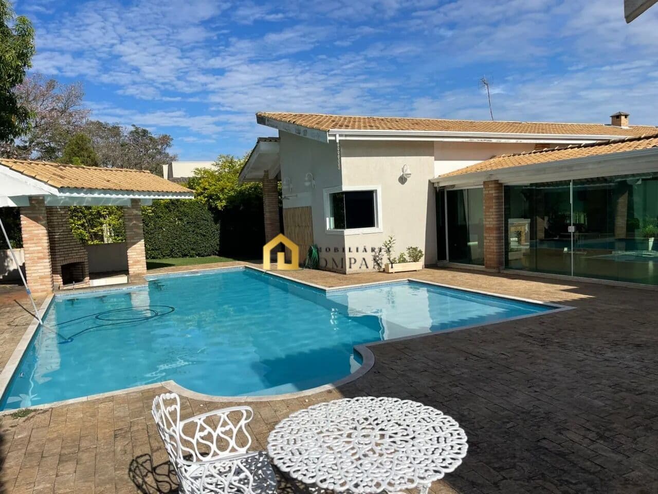 Casa térrea encantadora à venda no Condomínio Vale do Lago - Sorocaba/SP