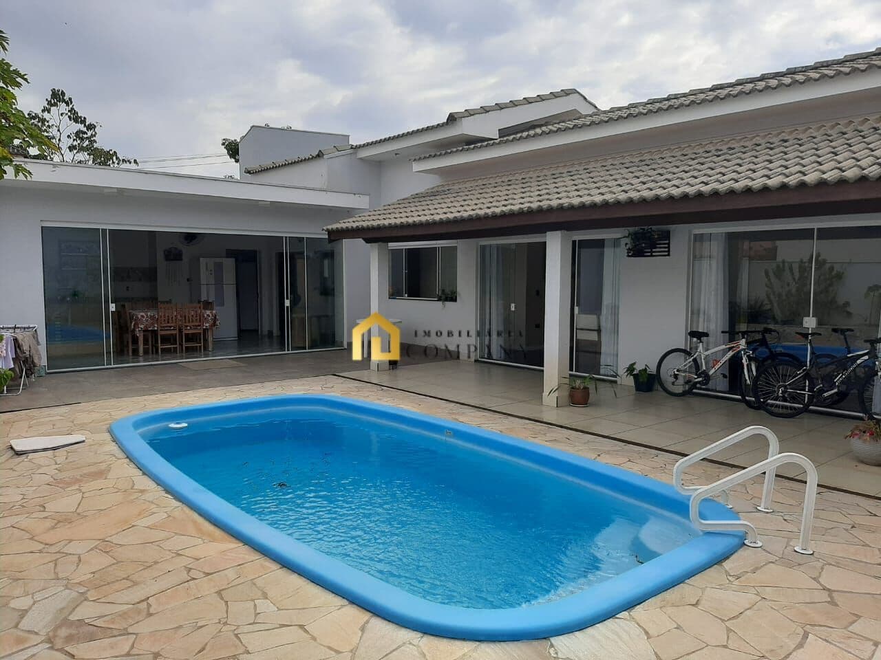 Excelente Casa Térrea no Condomínio Lago da Serra - Araçoiaba da Serra/SP