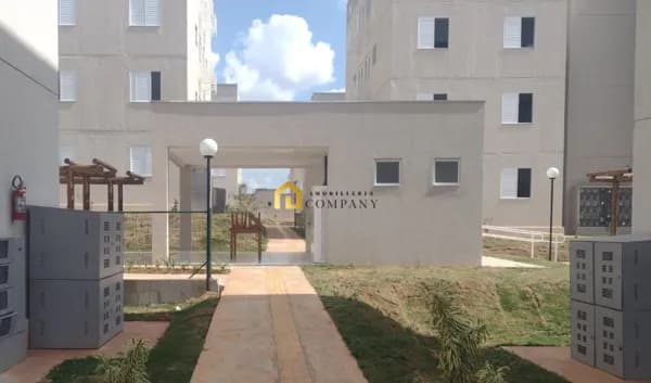Apartamento no Parque dos Pássaros.