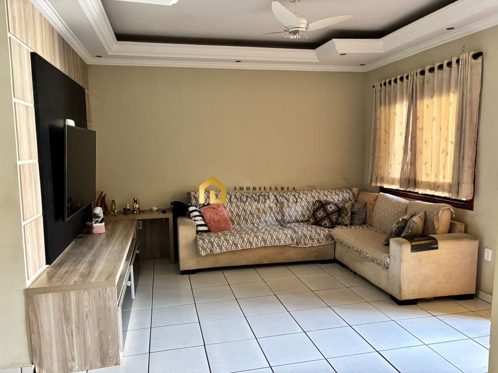 Sobrado no Jd. Deolinda - Excelente espaço, local seguro e tranquilo - Sorocaba/SP