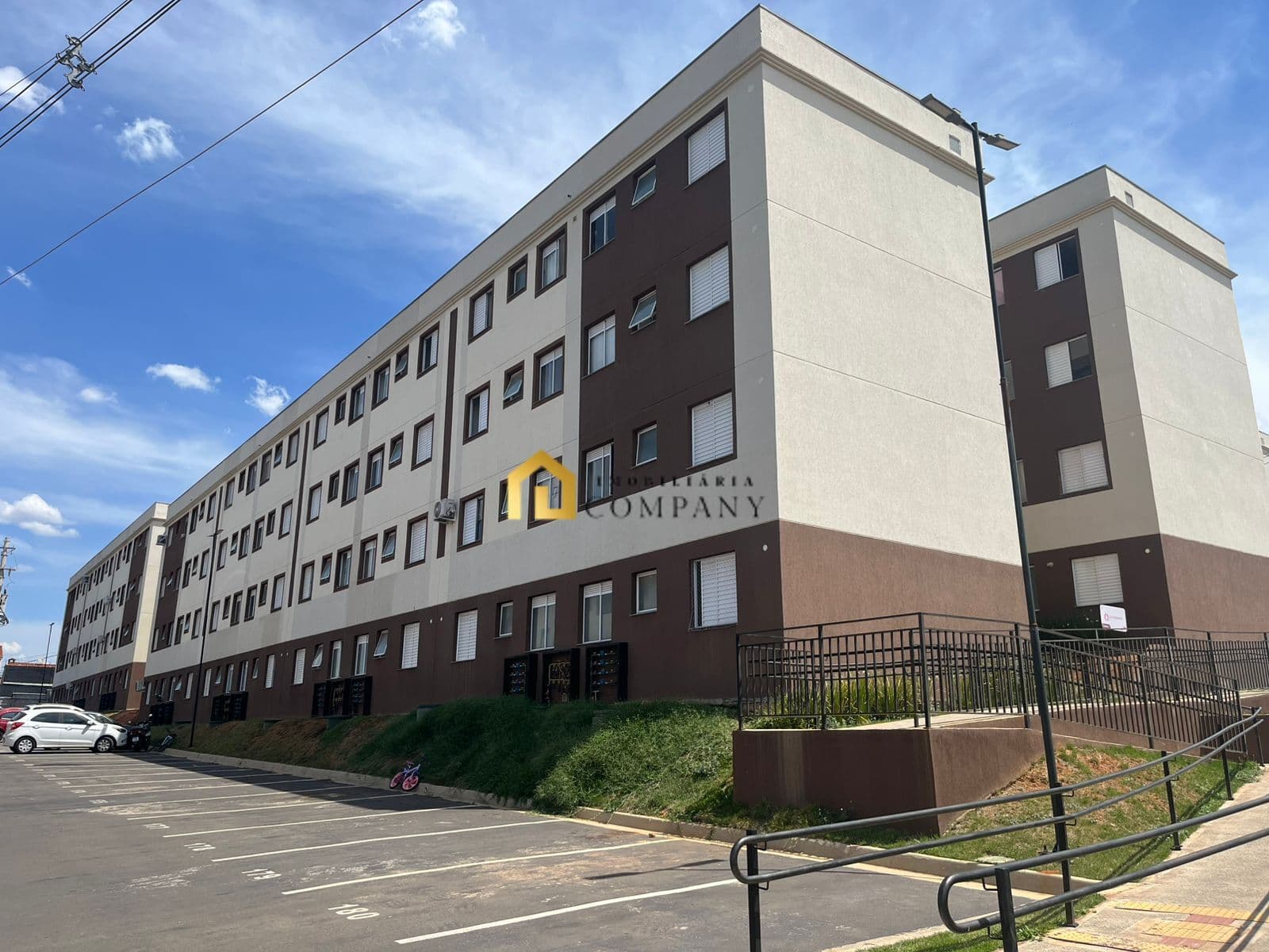 Apartamento com 2 quartos à venda no Ed. Lar Toronto no bairro Wanel Ville - Sorocaba/SP