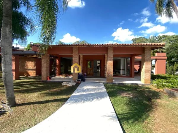 Casa no Condomínio Chácara Santa Maria