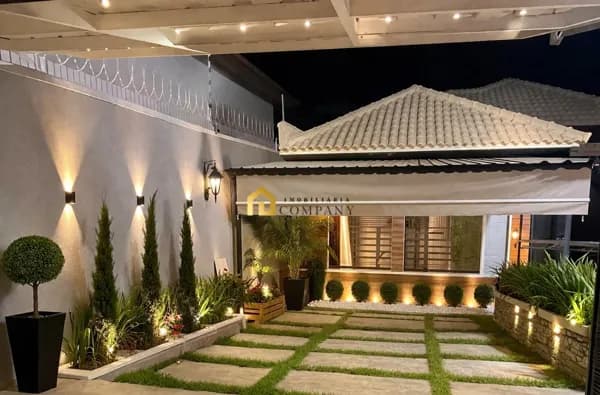 Casa Térrea em bairro nobre na cidade de Sorocaba interior e SP na Sta Rosália.