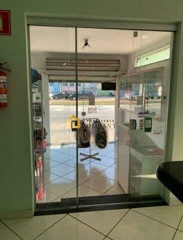 Sobrado Comercial na Av. Itavuvu em Sorocaba/SP