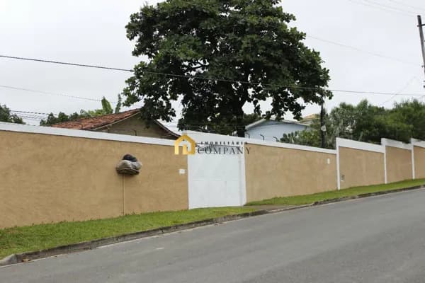 Chácara com casa, 70 m² de construção, próximo ao centro de Salto De Pirapora.