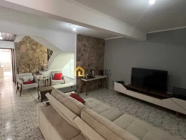 Casa Sobrado na cidade de Sorocabainterior de SP no Jd Simus.