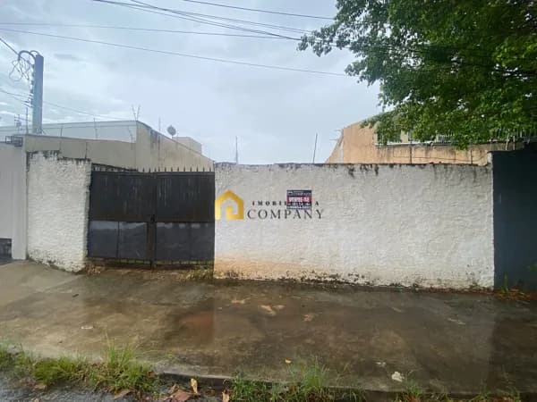 Terreno 300 m² pronto para construir no Trujilo