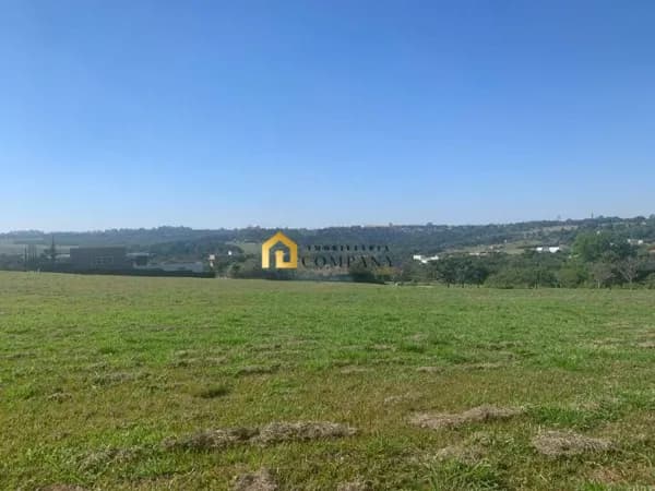 Terreno Exclusivo à Venda no Condomínio Saint Charbel em Araçoiaba da Serra/SP!