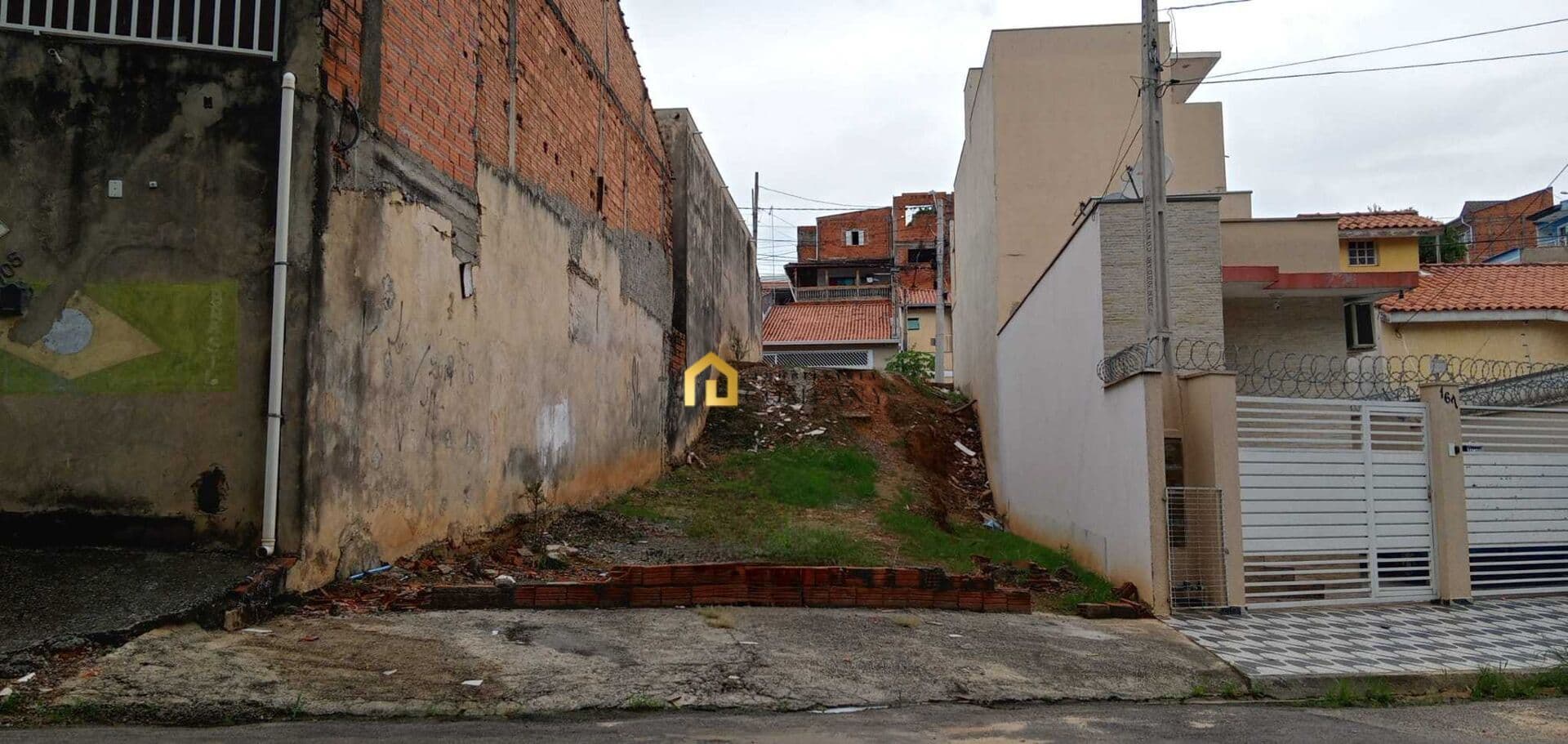 Terreno à venda no Portal do Itavuvu no bairro Jardim Paulista em Sorocaba/SP
