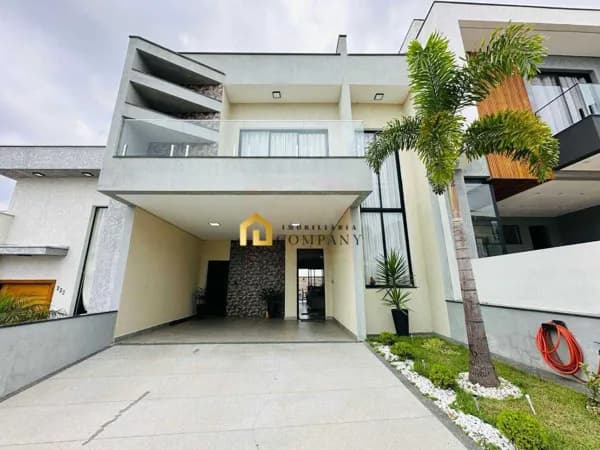 Sobrado à Venda Condomínio Horto Florestal Villagio em Sorocaba/SP