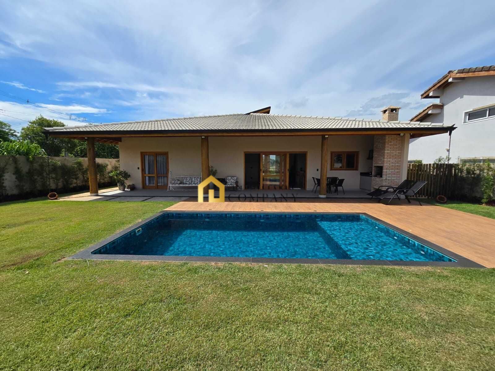 Casa à venda no Condomínio Village da Serra em Araçoiaba/SP