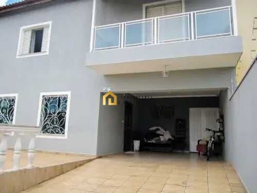 Casa assobradada com área gourmet no Jardim Maria do Carmo Sorocaba/SP