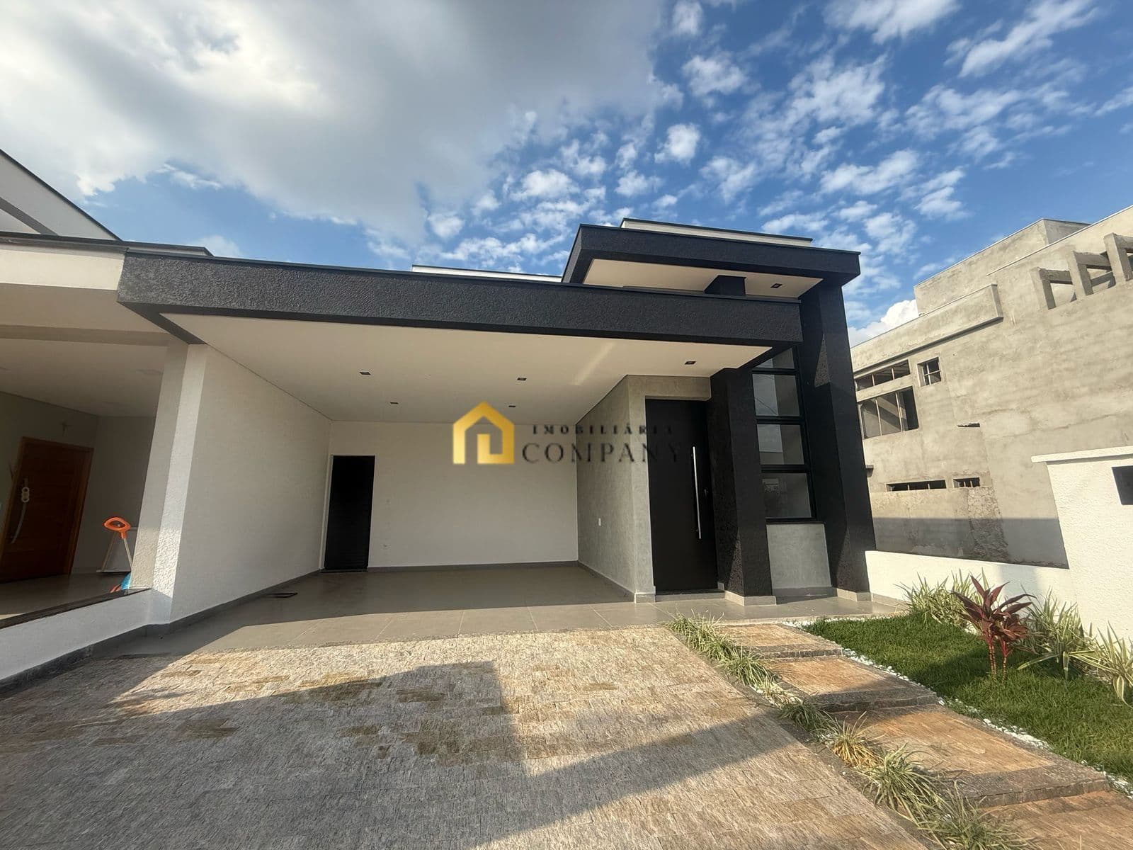 Casa nova à venda no Condomínio Villagio Wanel – Sorocaba/SP
