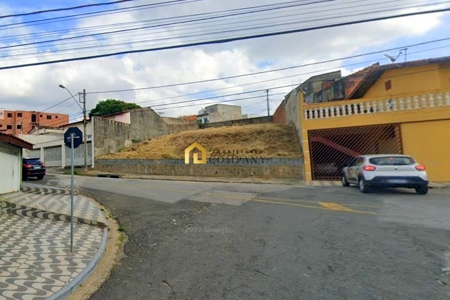 Terreno a venda na Vila Barão, fácil acesso ao centro da cidade!