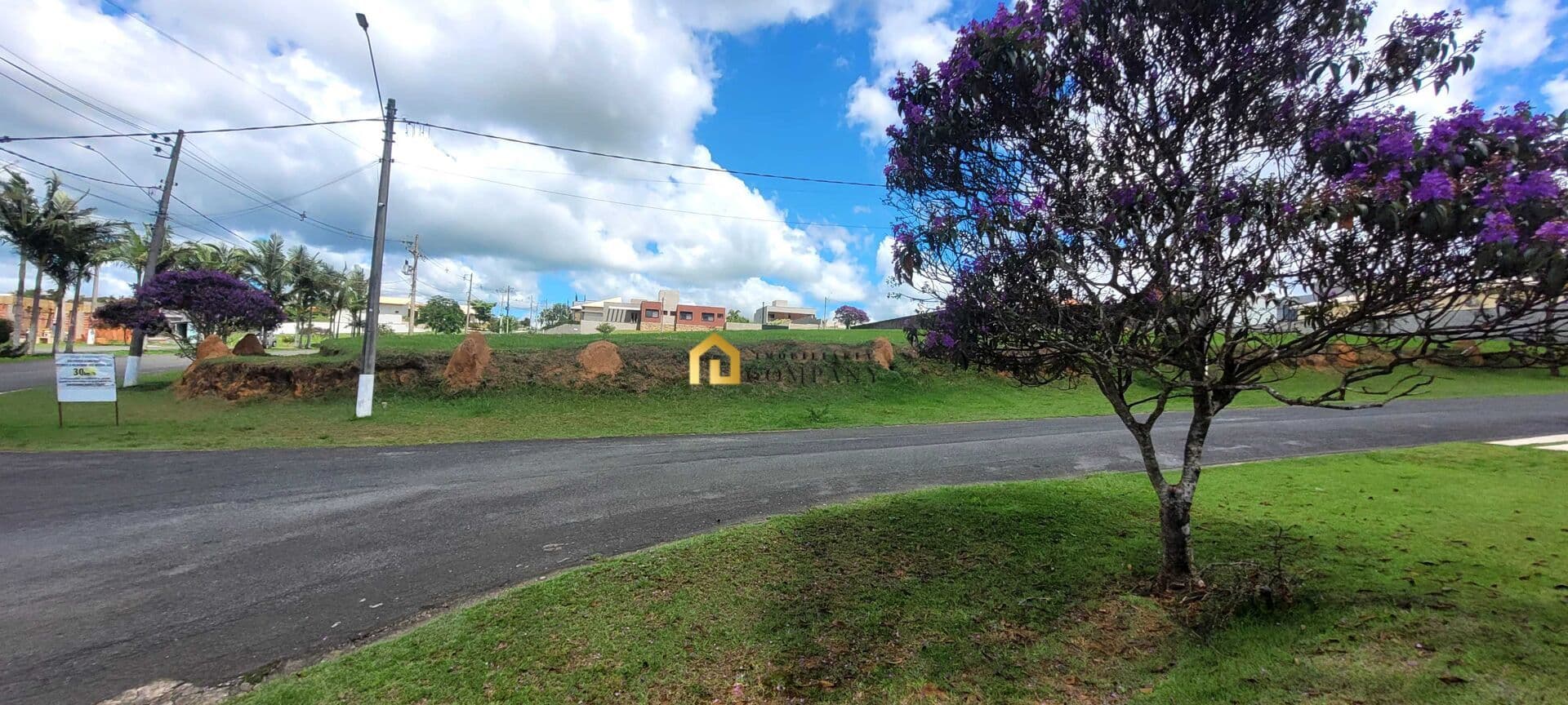 Terreno em Condomínio- Araçoiaba da Serra SP