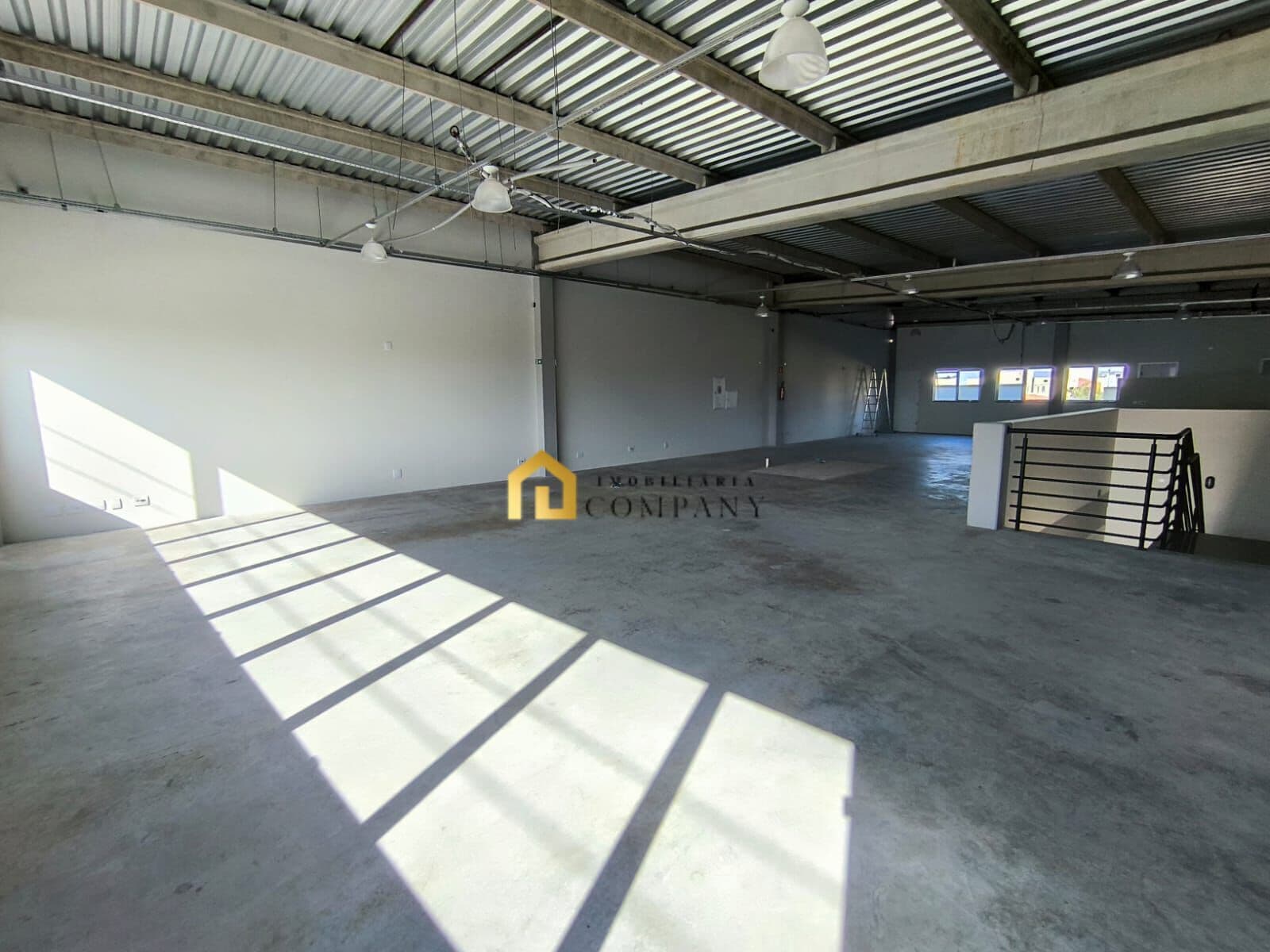 Galpão Comercial Novo para Locação - Avenida Gal. Carneiro, Sorocaba/SP