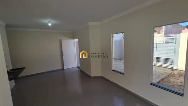 Casa Térrea com 2 quartos no Jardim Santa Catarina em Sorocaba/SP.