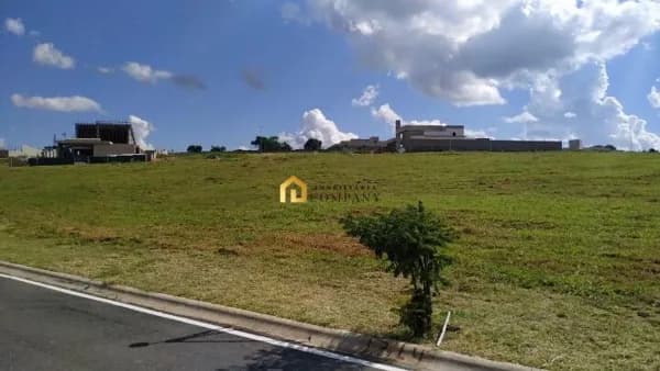Terreno no Condomínio Up Residencial