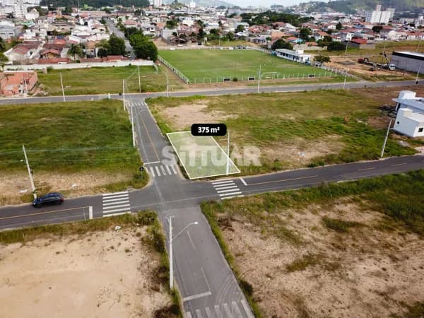 Terreno à Venda — Loteamento Silvestre, São João (Margem Esquerda), Tubarão/SC