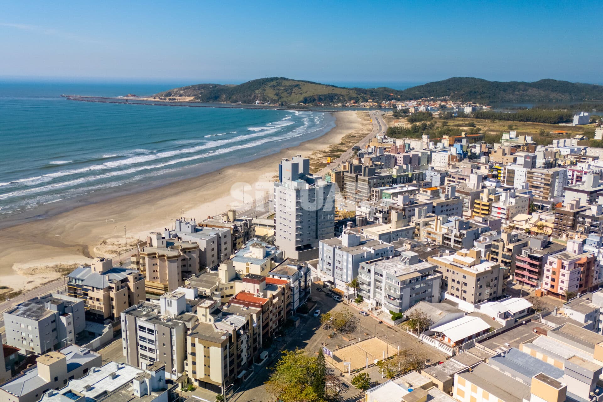 Cobertura à Venda – Residencial Infinity Blue, Praia do Mar Grosso, Laguna/SC