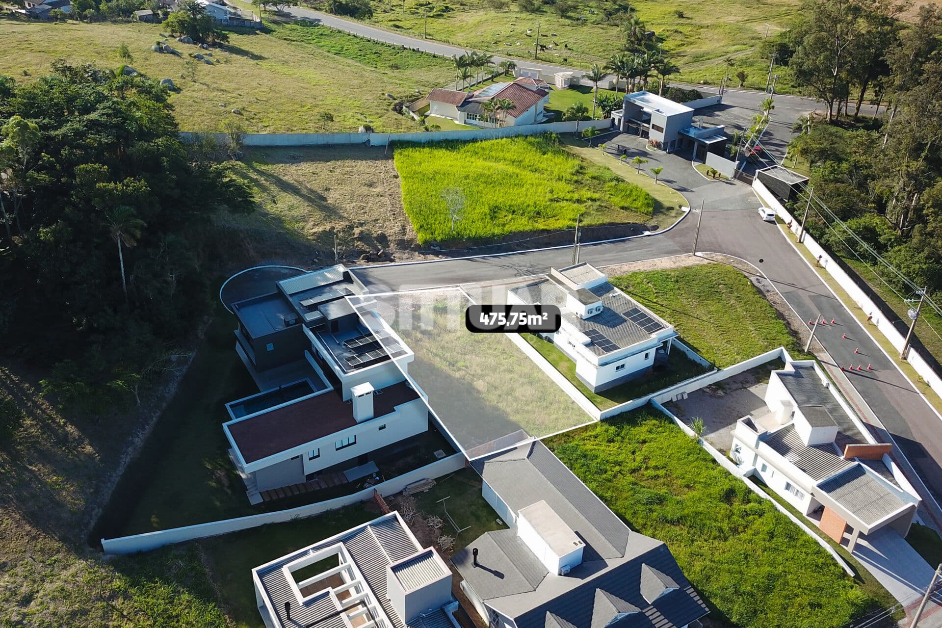 Terreno à Venda — Condomínio Quinta do Lago, Monte Castelo, Tubarão/SC