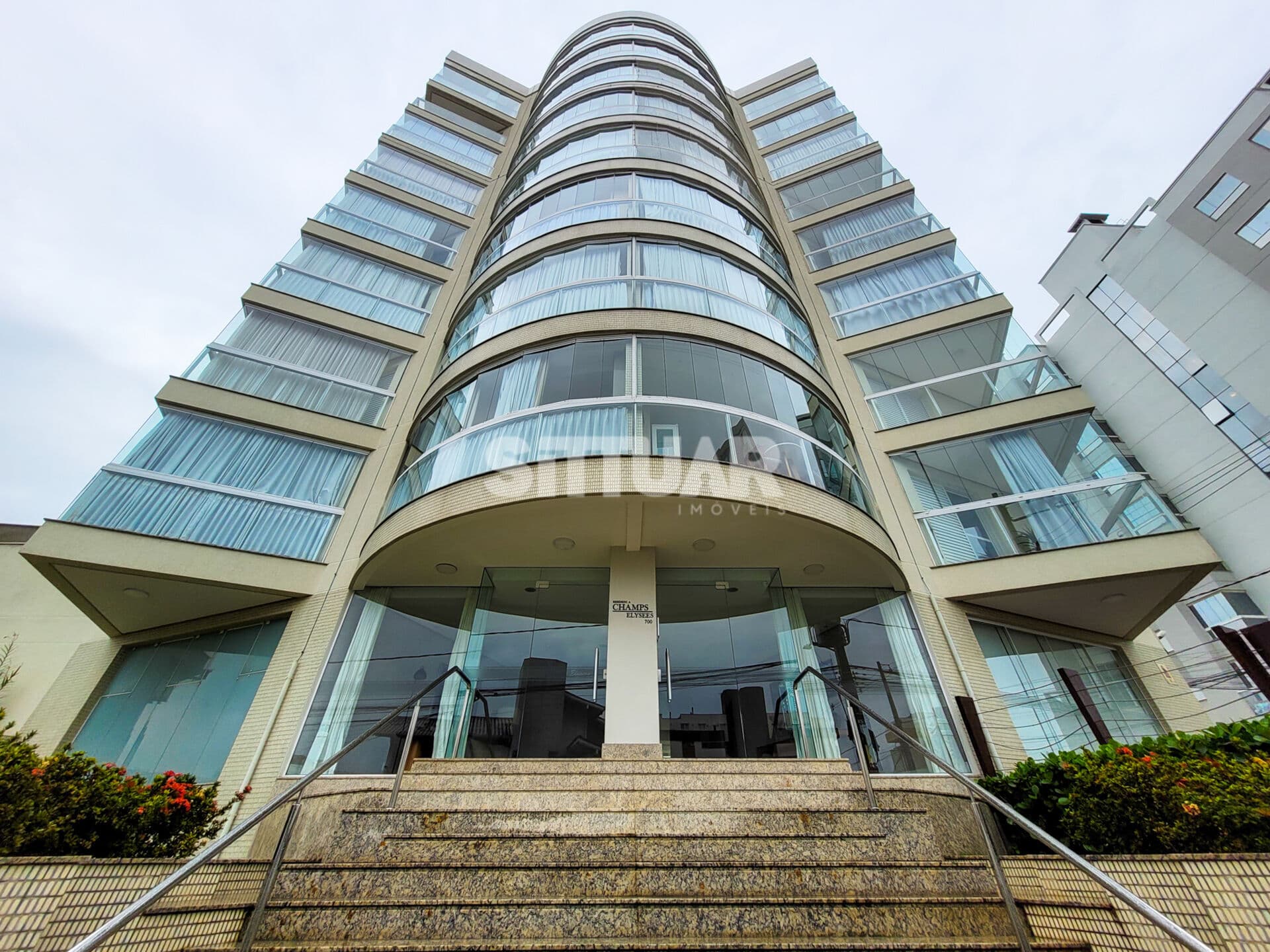 Apartamento Mobiliado à Venda — Residencial Champs Elysees, Vila Moema, Tubarão/SC