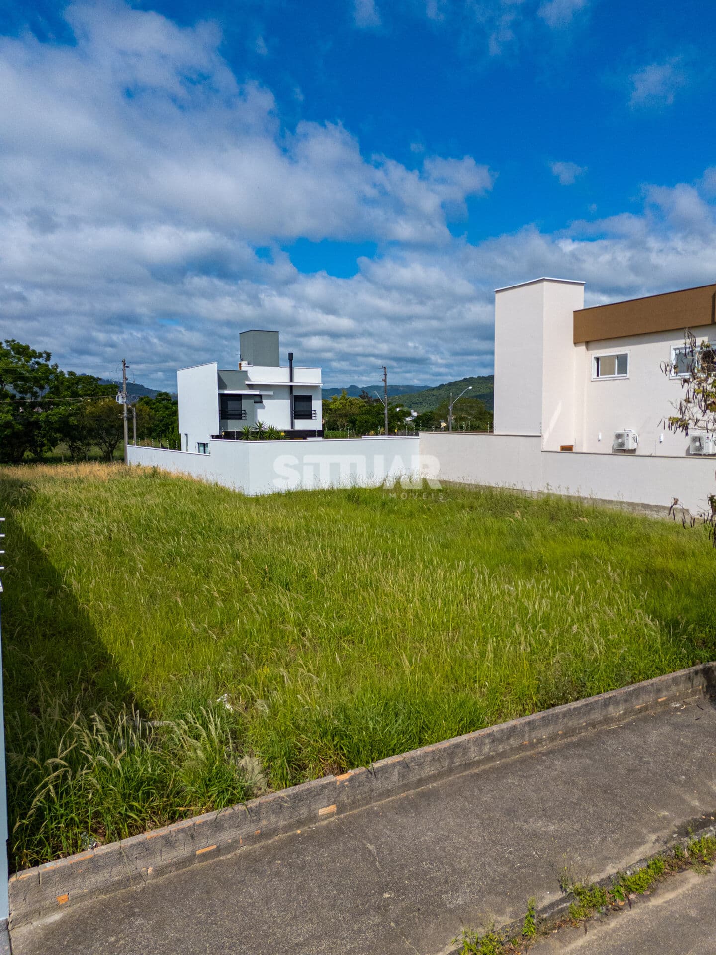 Terreno à Venda – Parque das Palmeiras, Vila Esperança, Tubarão/SC