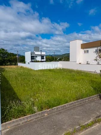 Terreno à Venda – Parque das Palmeiras, Vila Esperança, Tubarão/SC