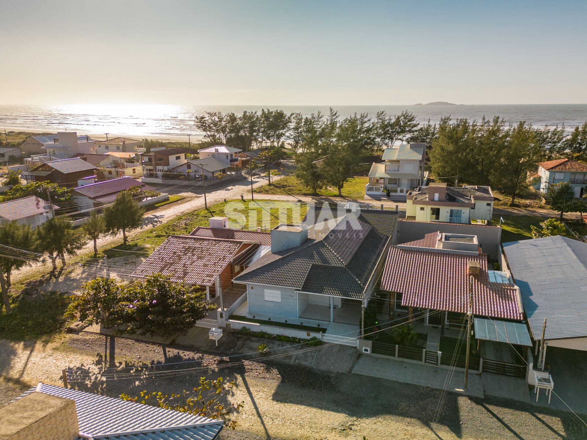 Casa à Venda em Itapirubá Norte