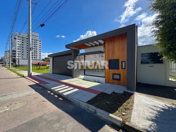 Casa Nova de Alto Padrão à Venda — Centro, Tubarão/SC
