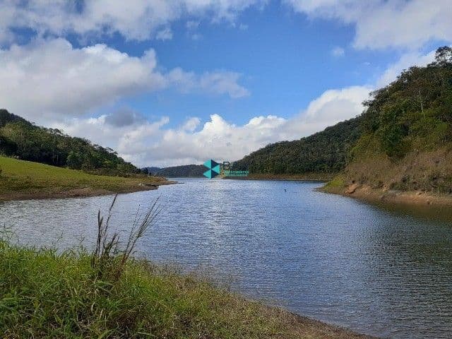 Fazenda/Sítios/Chácaras em Paraibuna - Zona Rural
