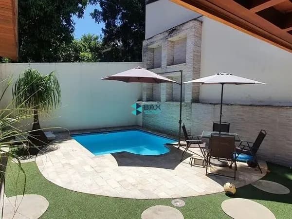 Casa em São José dos Campos - Urbanova