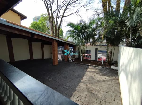 Casa em Jacareí - Jardim América
