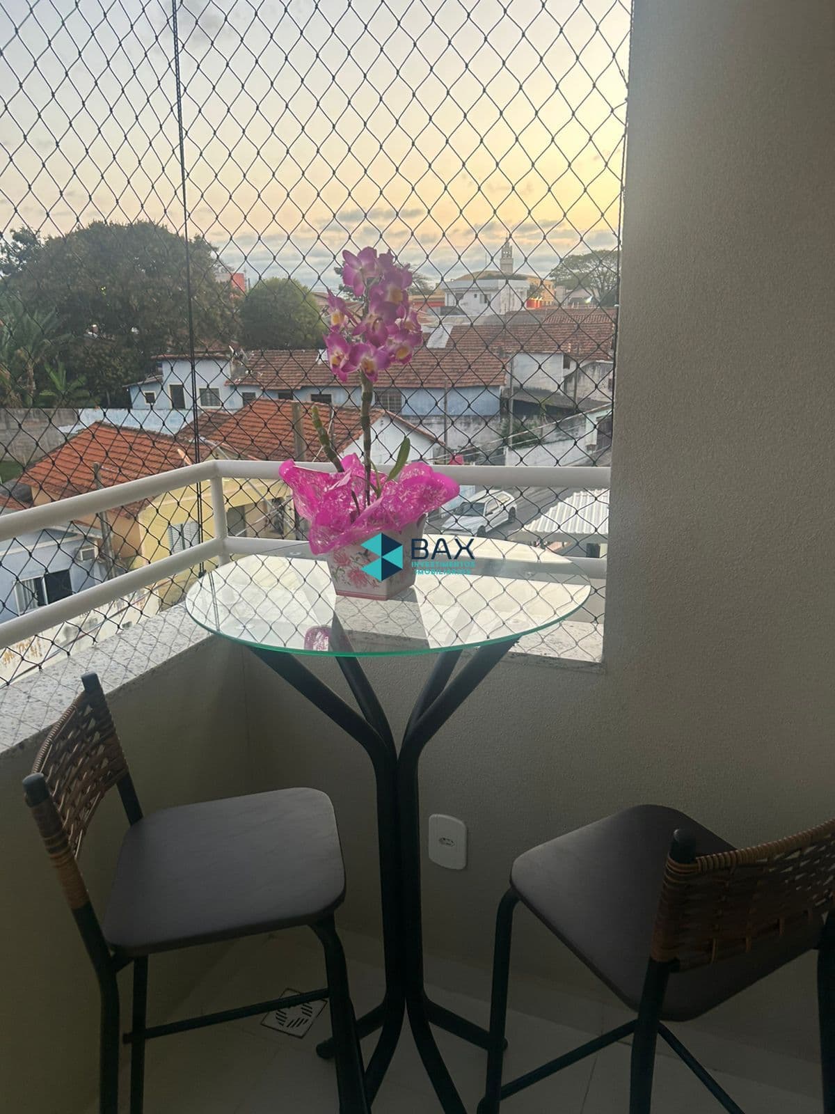 Apartamento em Residencial Sol Nascente - Santana SJC