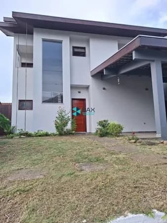 Casa em São José dos Campos - Urbanova