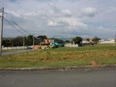 Lote/Terreno em Caçapava - Bairro do Grama