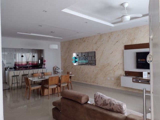 Casa em Jacareí - Villa Branca