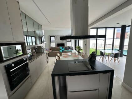 Casa em São José dos Campos - Loteamento Verana