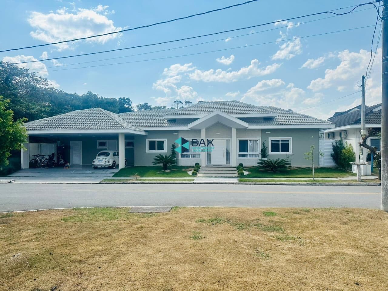 Casa em São José dos Campos - Urbanova