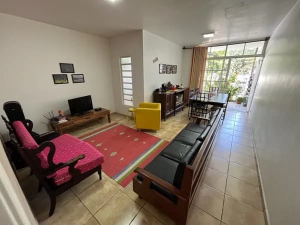 Casa em Jacareí - Centro
